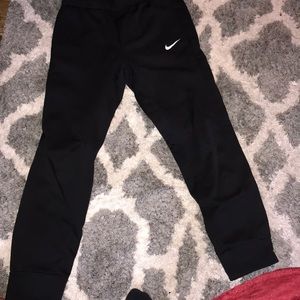 Girls Nike sweatpants